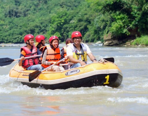 Rafting di Cisadane