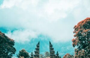 Here are 5 must-see destinations in Indonesia